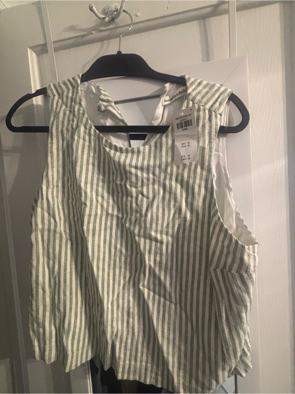*NWT* Abercrombie & Fitch Striped Sleeveless Linen Blend Top in Sage Green